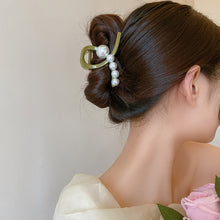 b2473a68327b54b249929c34759c16f5