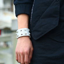 0936621cad80cd2f95f51e64def56c27