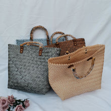 fb71f3e9d3037ed11aa4be13a1bab73e