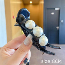 60b21b3f6493a60d35de9b24d442e90a