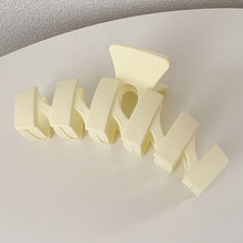 bc5845f2a2d45380130ec80bf39e542e