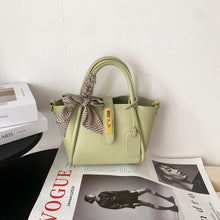 147d8381b3b44f832ca22117f4865983