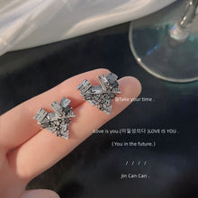 c098b2b8d1a7ee42feb29738a6303cd1