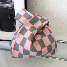 6d64f2c41fc1c2f7332f2597b2ebf8ce