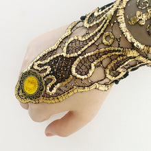 cb7132321bb74d5369b05d97f3b0b7f7