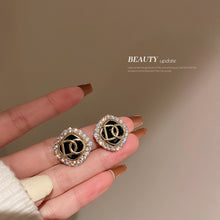 3eb46752f6348476dbb6b330b40fb7b1