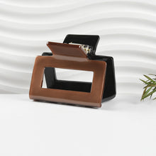 b606e2a3d0aa44764a76f96396194f28