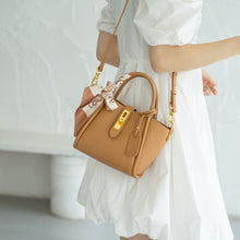 19c022092e0b86a6c33802fb3f368d38