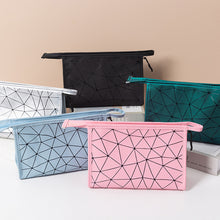 8cf6e6cc1833b805ecc5e9c680cbb337