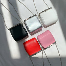 fb8cf2730a6372266d78e9e121dc9ff3