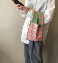 2374cd88bcdf40fe091f7be83ce96276