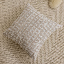1beaafde9912eacdf9f93f57d9dd363b